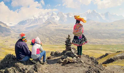 Espíritus de montaña. Yakuqñan, caminos del agua, es un impresionante registro documental del impacto de este elemento en las zonas remotas del Perú. Foto: difusión
