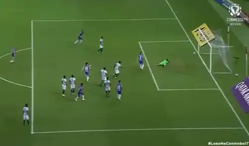 Hércules anotó a los pocos minutos de ingresar. Foto: capturade Conmebol TV