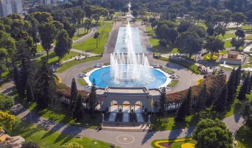 El Circuito Mágico del Agua del Parque de la Reserva se ubica en la ciudad de Lima. Foto: Andina El Circuito Mágico del Agua del Parque de la Reserva se ubica en la ciudad de Lima. Foto: Andina