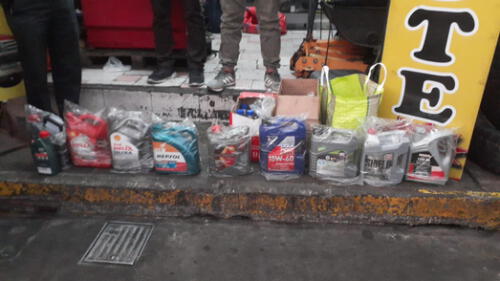 Arequipa. Agentes de la Policía incautaron diversos elementos y detuvieron a personas. Foto: PNP