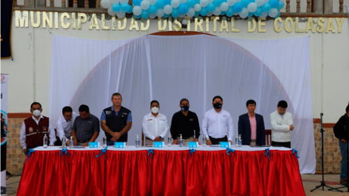 Firma del convenio para internet gratuito en plazas de Cajamarca fue en Colasay. Foto: GORE Cajamarca. Firma del convenio para internet gratuito en plazas de Cajamarca fue en Colasay. Foto: GORE Cajamarca.