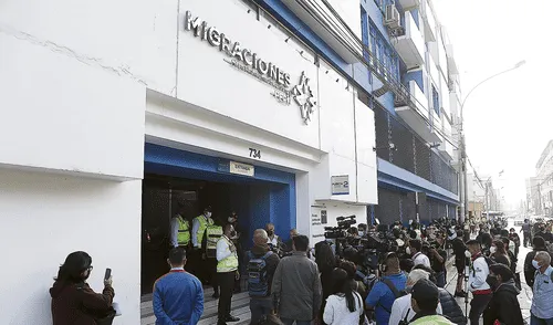 Precaria capacidad. Migraciones sigue entregando pasaportes a cuentagotas. Lamentable. Precaria capacidad. Migraciones sigue entregando pasaportes a cuentagotas. Lamentable.