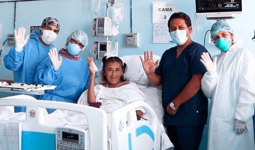 Alejandrina Ponte Jaramillo (54) celebra la vida. Después de pasar 8 meses en UCI es dada de alta y regresa a su natal Sihuas. Foto: Andina