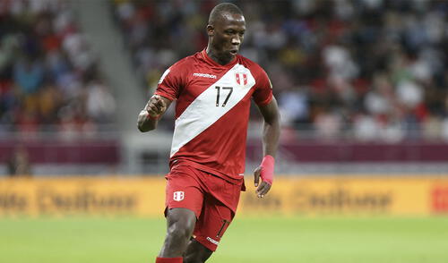Luis Advíncula es titular indiscutible de la selección peruana. Foto: AFP