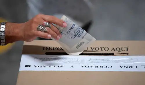 Registraduría ha habilitado un portal para averiguar dónde votar este 19 de junio. Foto: AFP