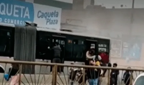 El accidente de la unidad del Metropolitano no provocó heridos. Foto: captura de Canal N