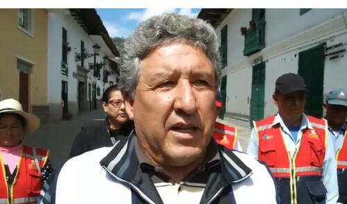 Justo Vargas rechazó la actitud del grupo de personas que atentó contra la libertad de periodistas. Foto: captura de Facebook/Portafolio Periodístico de Tony Alvarado