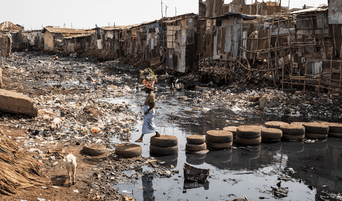 La combinación de inflación, una complicada situación fiscal tras los esfuerzos por la pandemia y el incremento de los tipos de interés hace que numerosos estados necesiten apoyo para contener esta crisis. Foto: AFP
