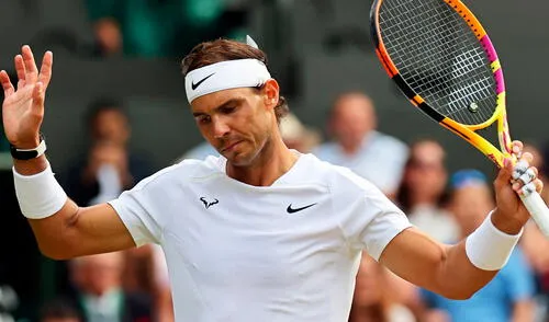 Rafael Nadal se lesionó en el partido por cuartos de final de Wimbledon. Foto: EFE