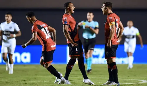 El cuadro brasileño logró igualar la serie en los primeros minutos de juego. Foto: Twitter Conmebol Sudamericana