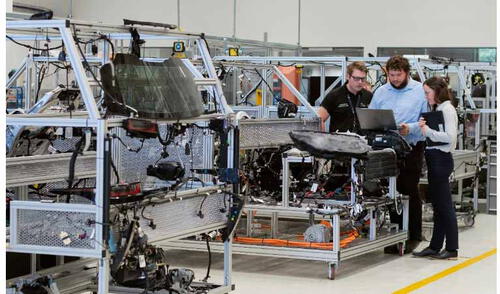 La experta indicó que la información tecnológica es vital por aportar al valor diferencial frente a los competidores de una empresa. Foto: La República