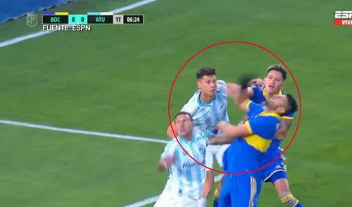 Carlos Zambrano volvió a ser titular con Boca Juniors. Foto: captura ESPN