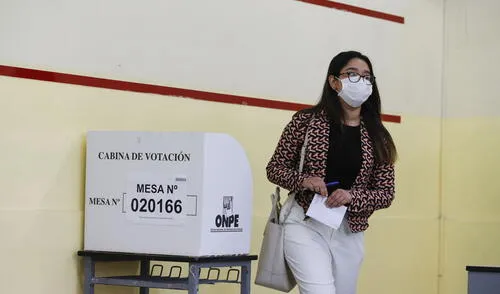 Aproximadamente 7 millones de jóvenes menores de 30 años votarán el próximo 2 de octubre. Foto: Andina Aproximadamente 7 millones de jóvenes menores de 30 años votarán el próximo 2 de octubre. Foto: Andina