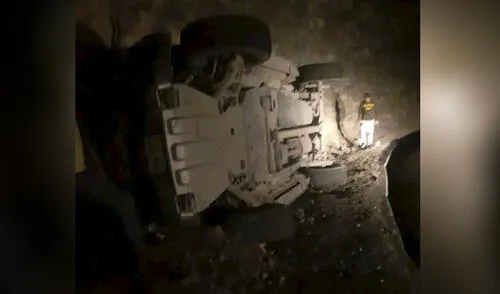 La camioneta quedó a un costado de la vía. Foto: Cajamarca Noticias La camioneta quedó a un costado de la vía. Foto: Cajamarca Noticias