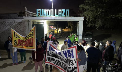Ciudadanos protestaron a las afueras de uno de los locales que producirían el ruido. Foto: El Regional