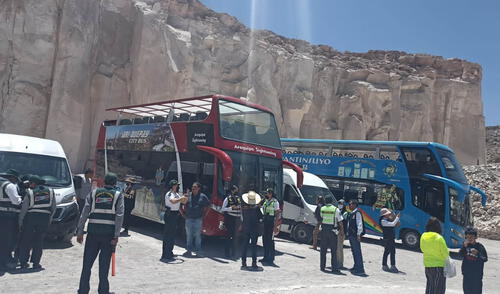 Según municipalidad, los vehículos no tienen autorización. Foto: Municipio de Arequipa