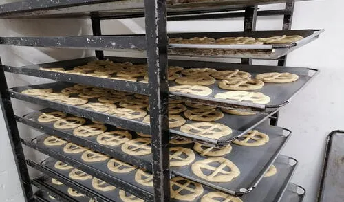 Roscas de muerto son consumidas durante las velaciones en Catacaos. Foto: Municipio de Catacaos