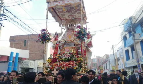 Procesión de la Virgen de la Candelaria. Foto: Kleber Sánchez/URPI-LR Candelaria.