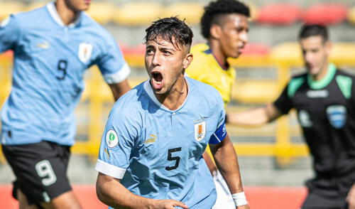 Fabricio Díaz anotó el primer gol de cuadro charrúa ante Ecuador. Foto: Uruguay/Twitter larepublica.pe