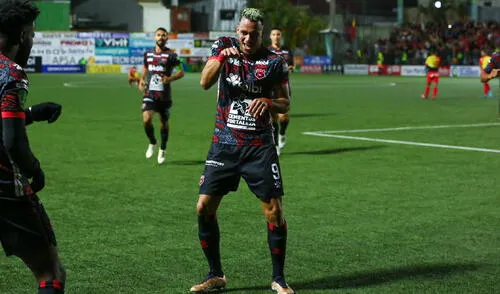 Alajuelense sumó tres puntos y mantiene su invicto en la Liga Promérica. Foto: Alajuelense larepublica.pe