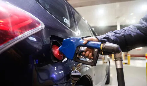 Precios mayoristas de las gasolinas de 97 y 95 subieron S/1,24 y se colocaron en S/19,62 y S/19,46, respectivamente. Foto: Andina larepublica.pe