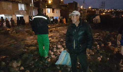 Fuertes lluvias llegaron a afectar a distritos de la zona sur de Arequipa. Foto: Wilder Pari / La República Fuertes lluvias llegaron afectar a distritos de la zona sur de Arequipa.