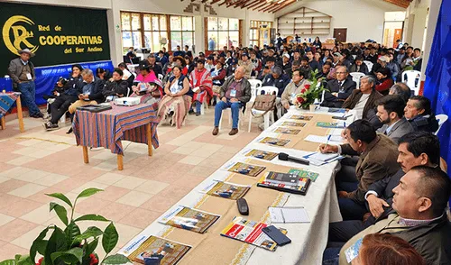 Se realizó con éxito el Ier Congreso Cooperativo Macroregional del Sur Andino, realizado en la ciudad de Urubamba – Cusco. Fuente: Difusión larepublica.pe