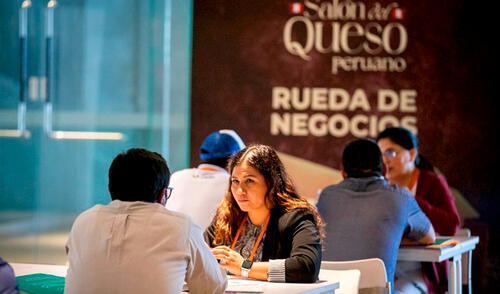 Los productores queseros vinieron de regiones como Puno, Cajamarca, Cusco, Ayacucho, entre otras. Foto: Midagri Producción de queso nacional