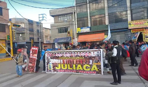 No ceden. Delegaciones de las provincias de Puno se movilizaron luego de asamblea.