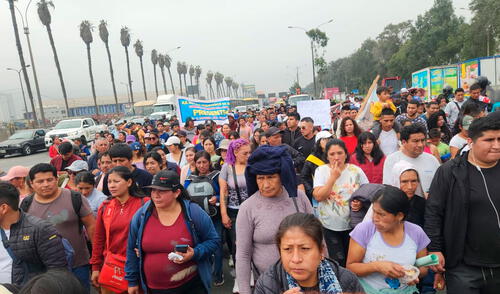 Más de 15.000 ciudadanos son afectados por la falta de servicio de agua y alcantarillado en VMT. Foto: Jessica Merino / La República Villa María del Triunfo, Protestas, Agua y saneamiento