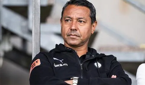 Nolberto Solano fue técnico de la selección peruana sub-23 antes de emigrar a Suecia. Foto: AFC Eskilstuna Nolberto Solano