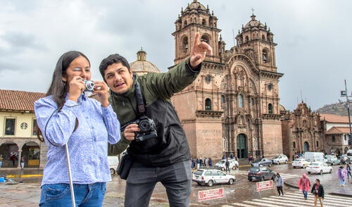 Los diez talleristas cuentan con el apoyo de cinco fotógrafos profesionales, la mayoría de los cuales reside en Cusco. Foto: archivo LR Los diez talleristas cuentan con el apoyo de cinco fotógrafos profesionales, la mayoría de los cuales reside en Cusco.
