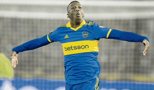 Lo quieren. Boca Juniors trabaja en la renovación de Luis Advíncula, quien tiene contrato con el conjunto xeneize hasta diciembre del 2024. Foto: difusión larepublica.pe