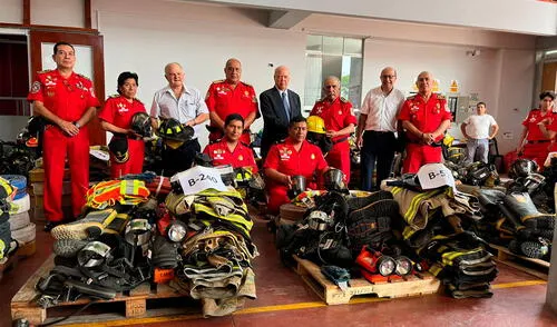 Bomberos no cuentan con implementos adecuados para hacer frente a emergencias.
