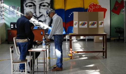 Elvis Amoroso, presidente del CNE informó sobre los miembros de mesa para las elecciones de julio. Foto: AFP