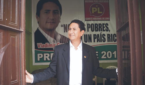 Asalariado. Cerrón más que portero con fondo estatal. Foto: difusión larepublica.pe