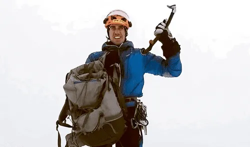 Montañista. Tomas Franchini tenía 35 años. Amaba escalar montañas y conquistó la cima de muchas de ellas en el mundo. Foto: difusión Tomas Franchini