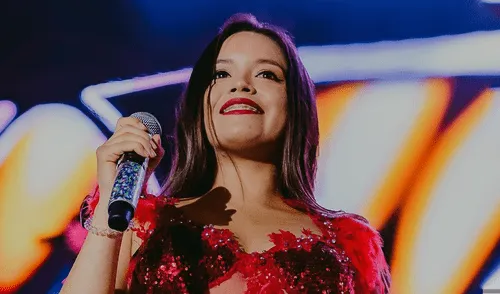 Kiara Lozano es una de las vocalistas de Corazón Serrano. Foto: Instagram/Corazón Serrano Kiara Lozano de Corazón Serrano