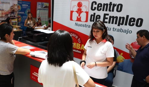 UGEL ofrece 21 vacantes para el puesto de Coordinadores de innovación y soporte tecnológico, con una remuneración de hasta S/1,400. Foto: Andina trabajo