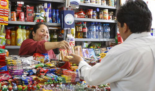 Son cerca de 150.000 las bodegas en Lima. Foto: Andina