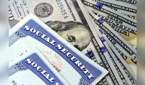 El Seguro Social es esencial para millones de estadounidenses en USA. Foto: Composición LR/MSN Seguro Social USA 2025, jubilados del SSA 2025, beneficiarios en USA