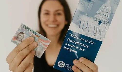 Presentar el Formulario I-485 es un paso crucial en el proceso de solicitud de la Green Card, ya sea por matrimonio, empleo o otro motivo.