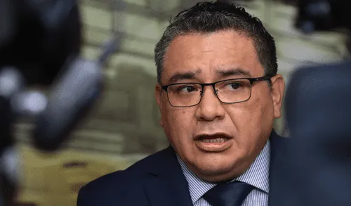 Juan José Santiváñez prometió renunciar si el estado de emergencia no funcionaba.