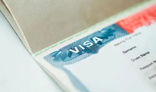 Obtener una visa de trabajo en Estados Unidos es un proceso complejo que requiere cumplir con diversos requisitos legales. Foto: Visa americana Obtener una visa de trabajo en Estados Unidos es un proceso complejo que requiere cumplir con diversos requisitos legales.