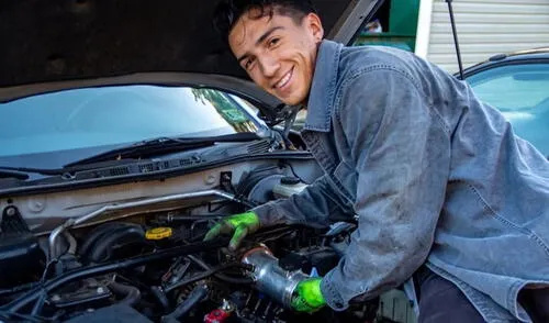 Miami es una ciudad con una gran comunidad latina, lo que ofrece numerosas oportunidades laborales para hispanohablantes. Foto: Freepik Miami es una ciudad con una gran comunidad latina, lo que ofrece numerosas oportunidades laborales para hispanohablantes.