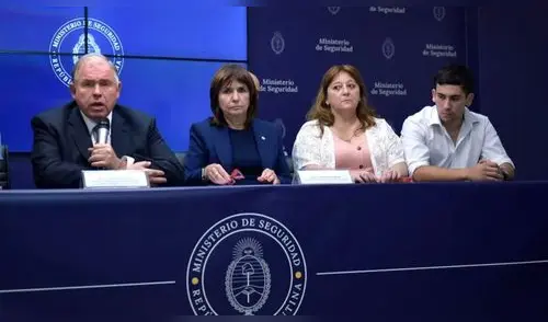 Patricia Bullrich, ministra de Seguridad, se reunió con los familiares de Gallo. Foto: El Qpaso Argentina