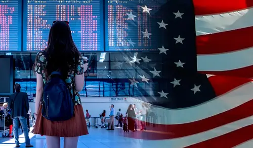 Si planeas viajar a Estados Unidos, es vital declarar esta cantidad a la CBP para evitar problemas legales graves