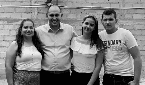 El ataque se suma a una creciente ola de violencia en el departamento del Cesar en Colombia. Foto: Composición LR/Buritica News. El ataque se suma a una creciente ola de violencia en el departamento del Cesar en Colombia. Foto: Composición LR/Buritica News.