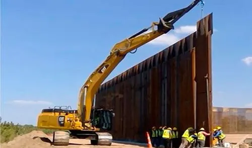 El gobernador Greg Abbott anunció que la Operación Estrella Solitaria supervisará la ampliación del muro.