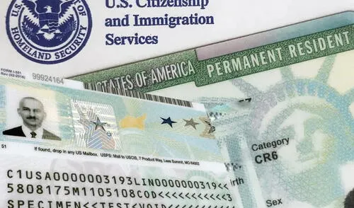Este documento será vital para millones de inmigrantes en USA. Foto: La Opinión Real ID en USA, inmigrantes en USA, Green Card